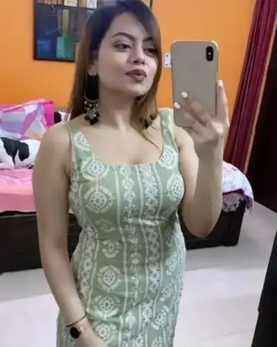 Call Girl in Warud